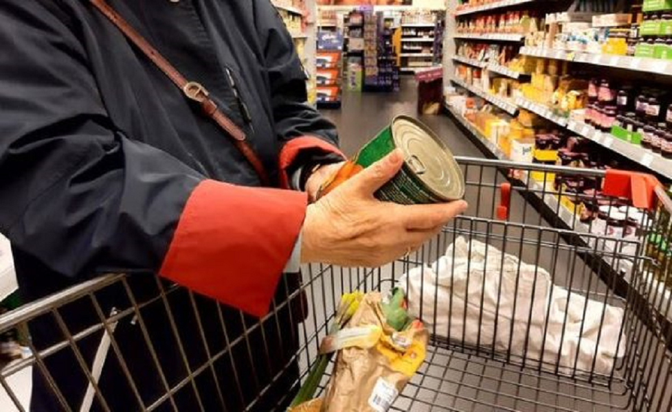 Hrana-alimente-supermarket-cos-zilnic-trai-consum-magazin-cumpar-pret-inflatie