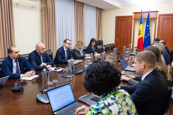 Premierul Vasile Tofan a discutat cu echipa FMI despre perspectivele economice și prioritățile fiscal-bugetare
